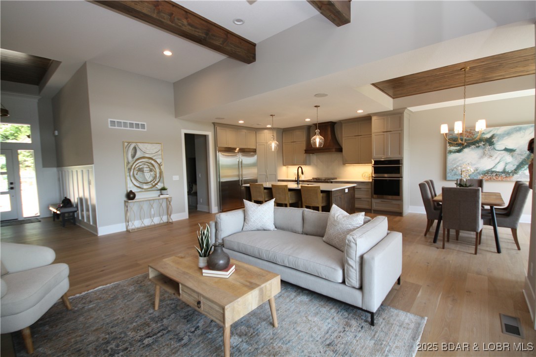 578 Via Del Lago Drive
