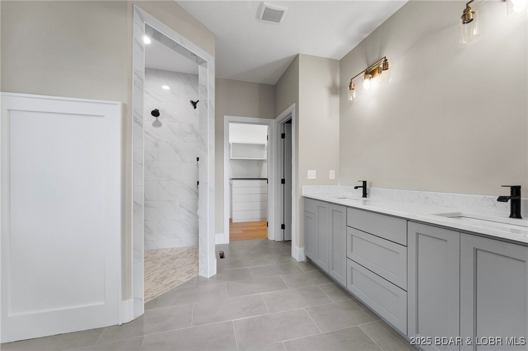 578 Via Del Lago Drive