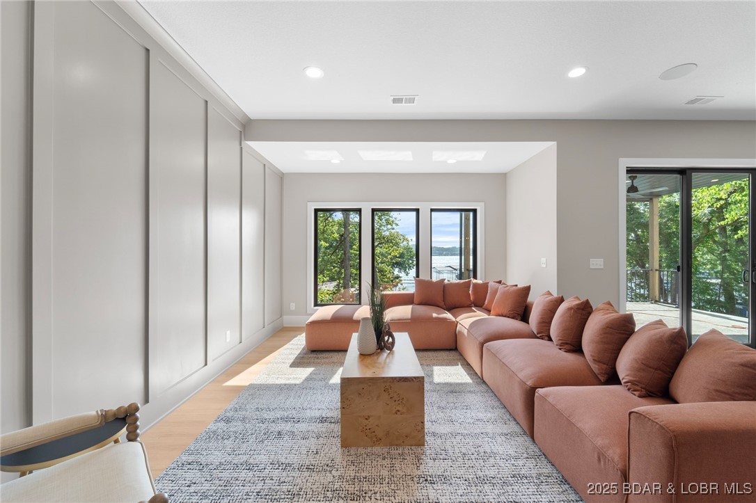 578 Via Del Lago Drive