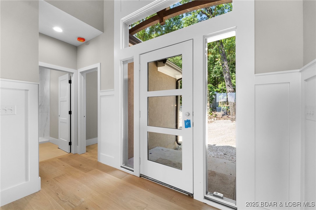 578 Via Del Lago Drive