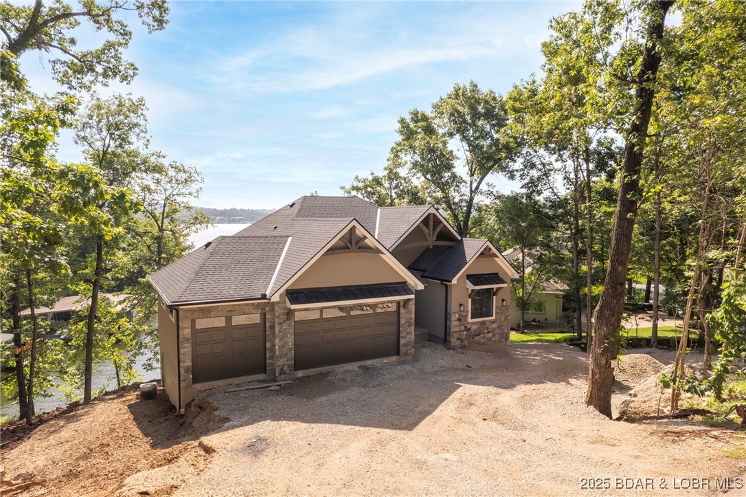 578 Via Del Lago Drive