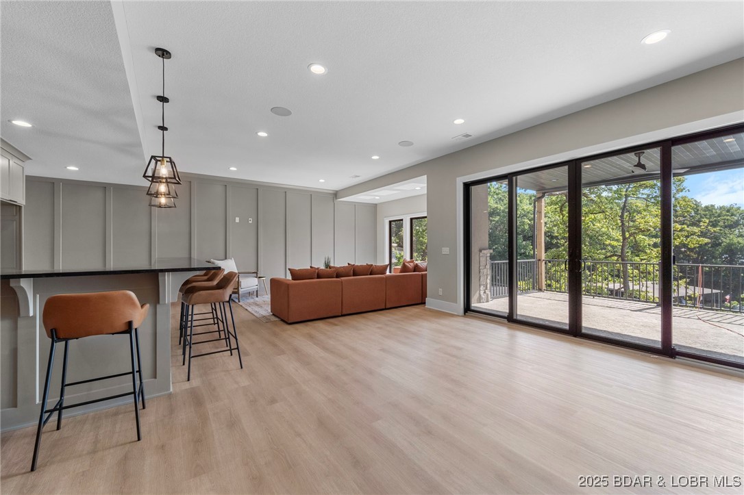 578 Via Del Lago Drive