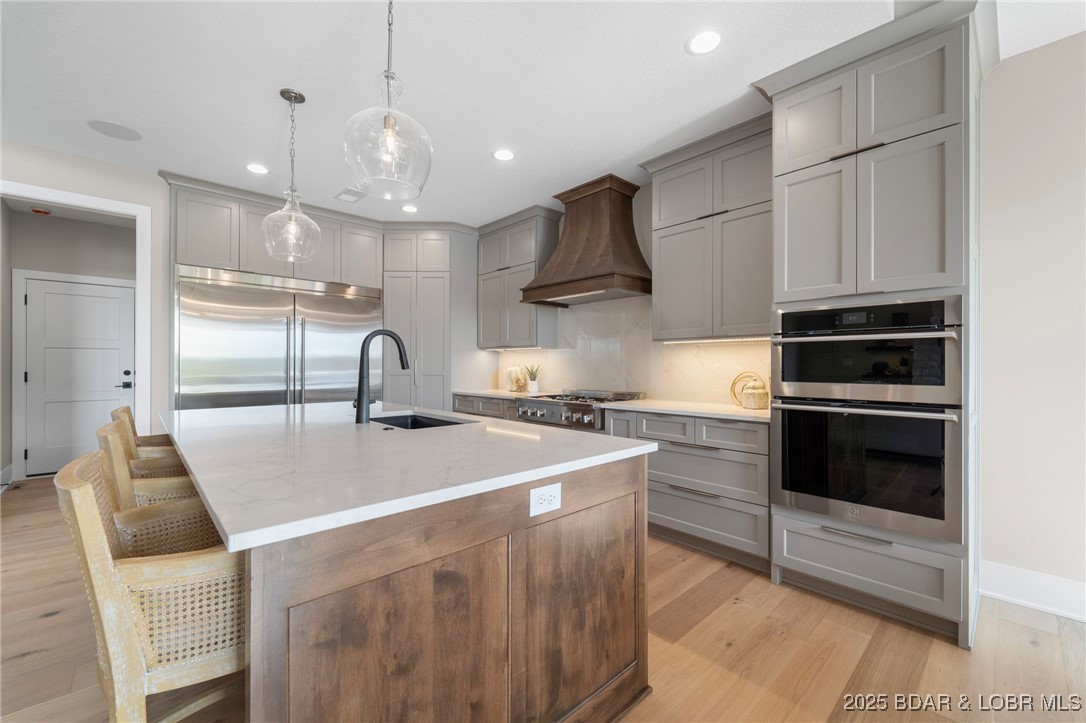 578 Via Del Lago Drive