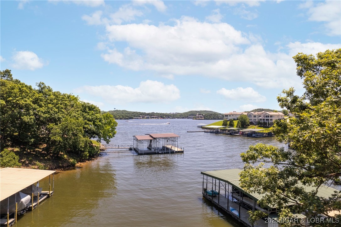 578 Via Del Lago Drive