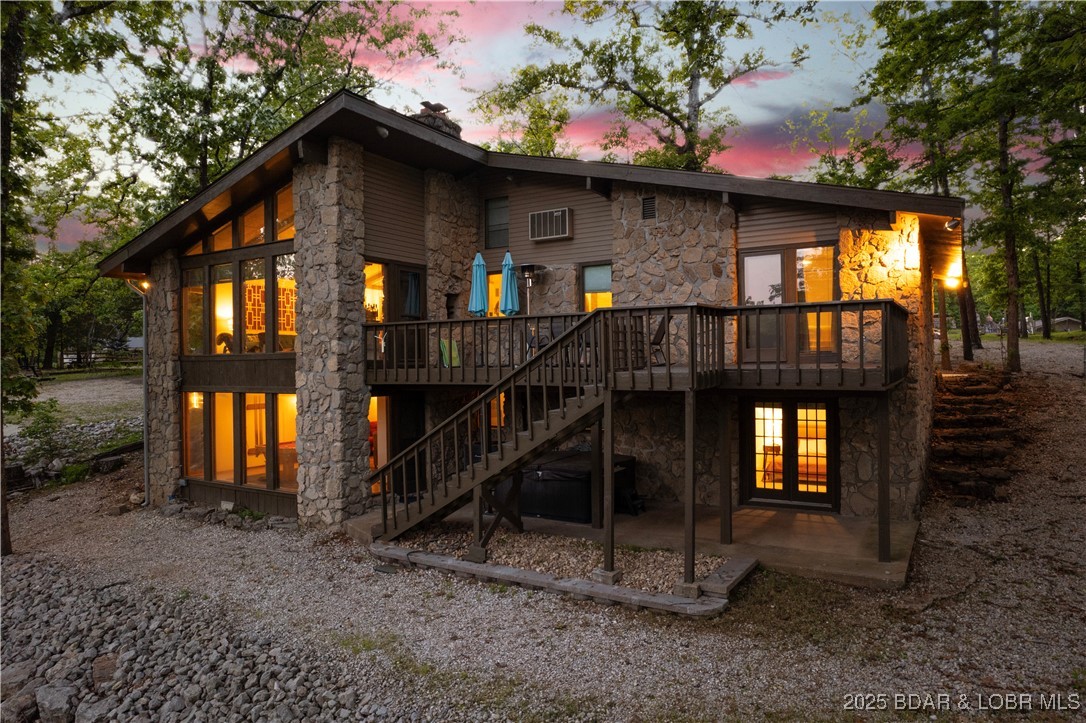 134 Twin Oaks Drive