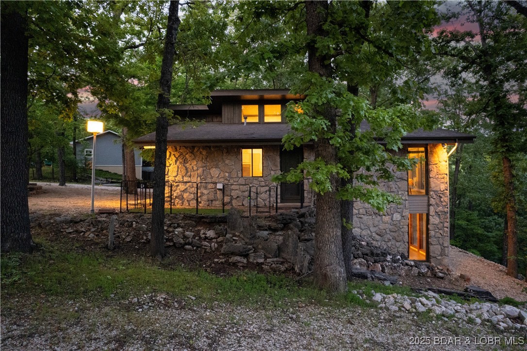 134 Twin Oaks Drive