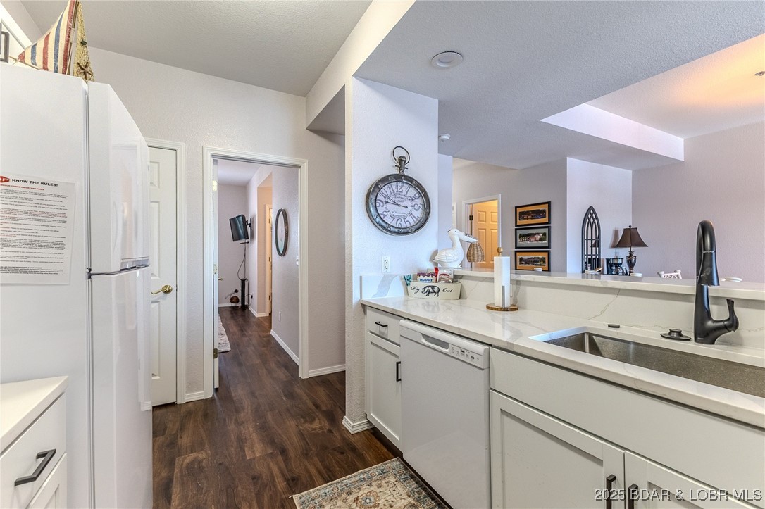 906 E. Harbour Towne Drive 906 E