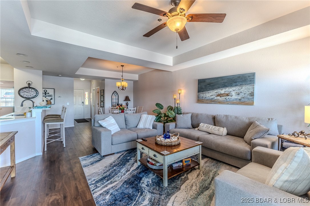906 E. Harbour Towne Drive 906 E