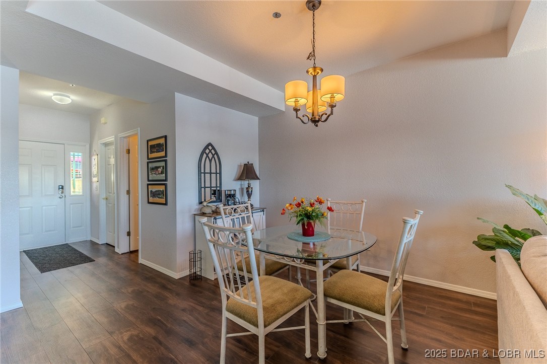 906 E. Harbour Towne Drive 906 E