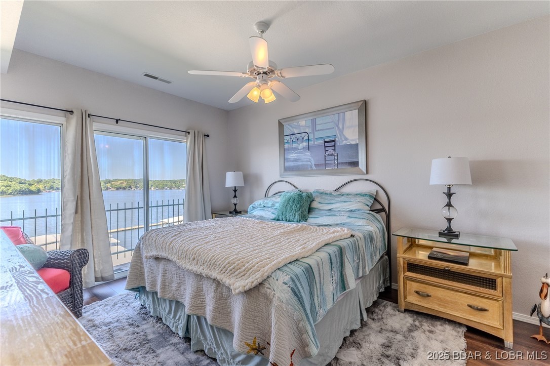 906 E. Harbour Towne Drive 906 E