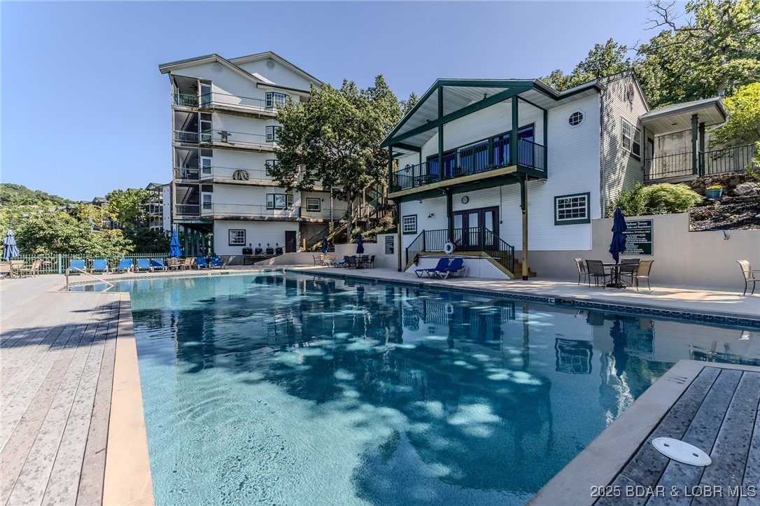 906 E. Harbour Towne Drive 906 E