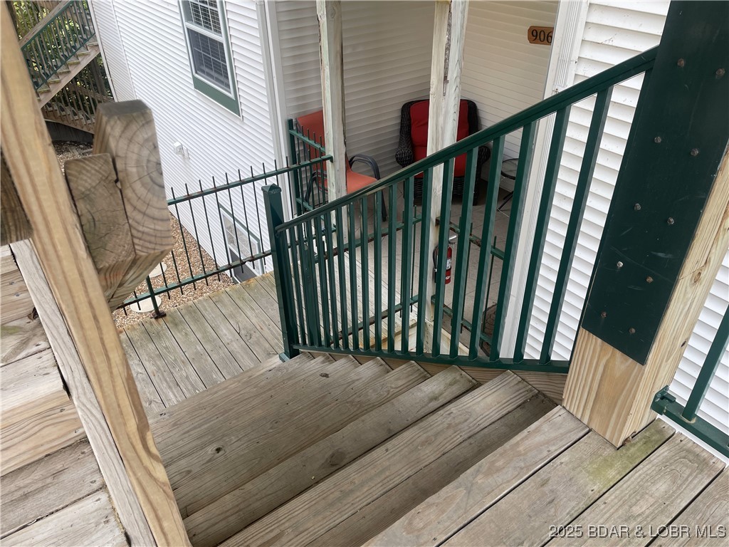 906 E. Harbour Towne Drive 906 E