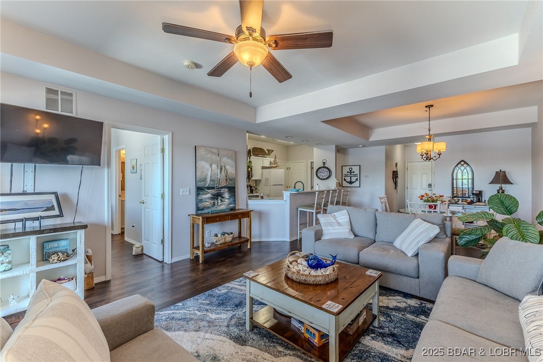 906 E. Harbour Towne Drive 906 E