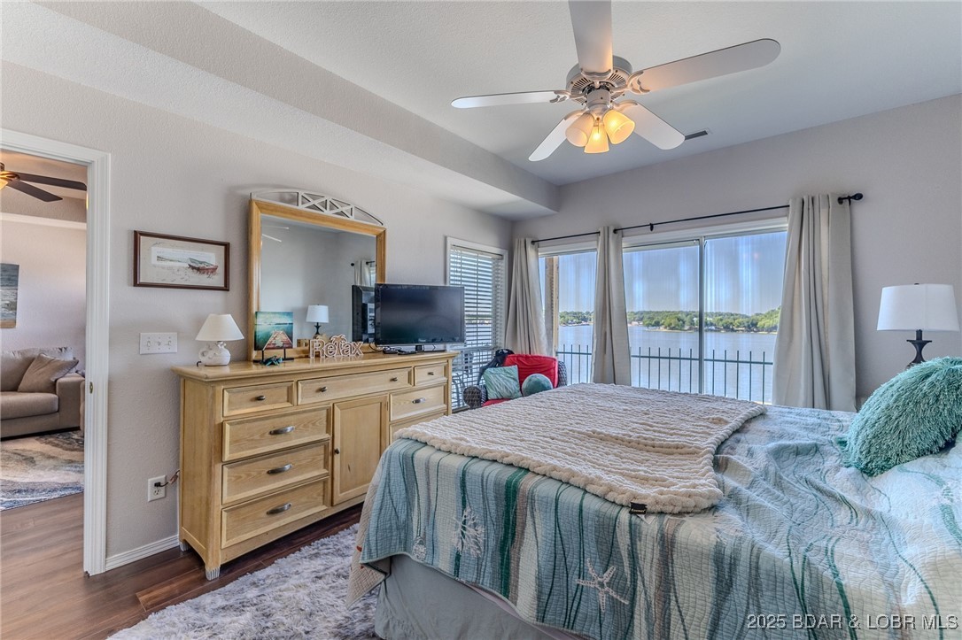 906 E. Harbour Towne Drive 906 E