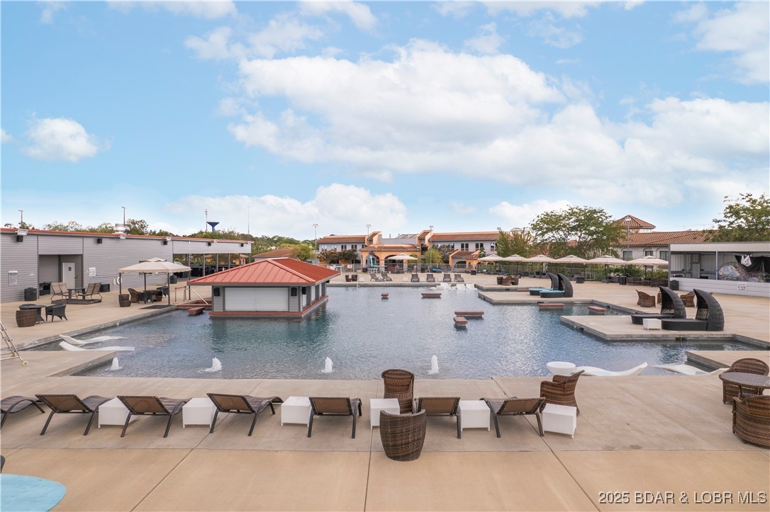 31 Costa Del Sol Drive 225