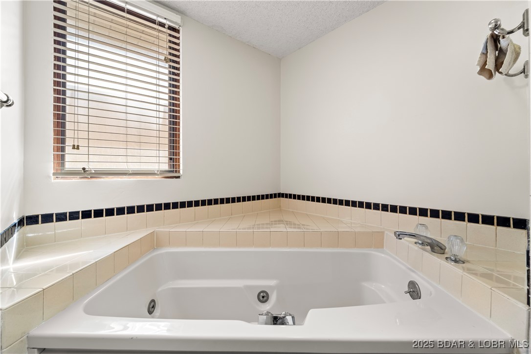 31 Costa Del Sol Drive 225