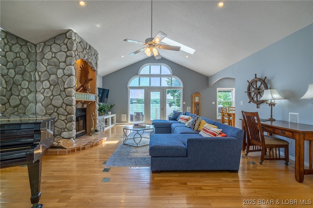 37 Island View Road