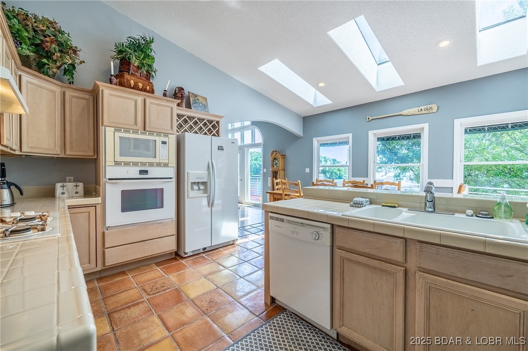 37 Island View Road