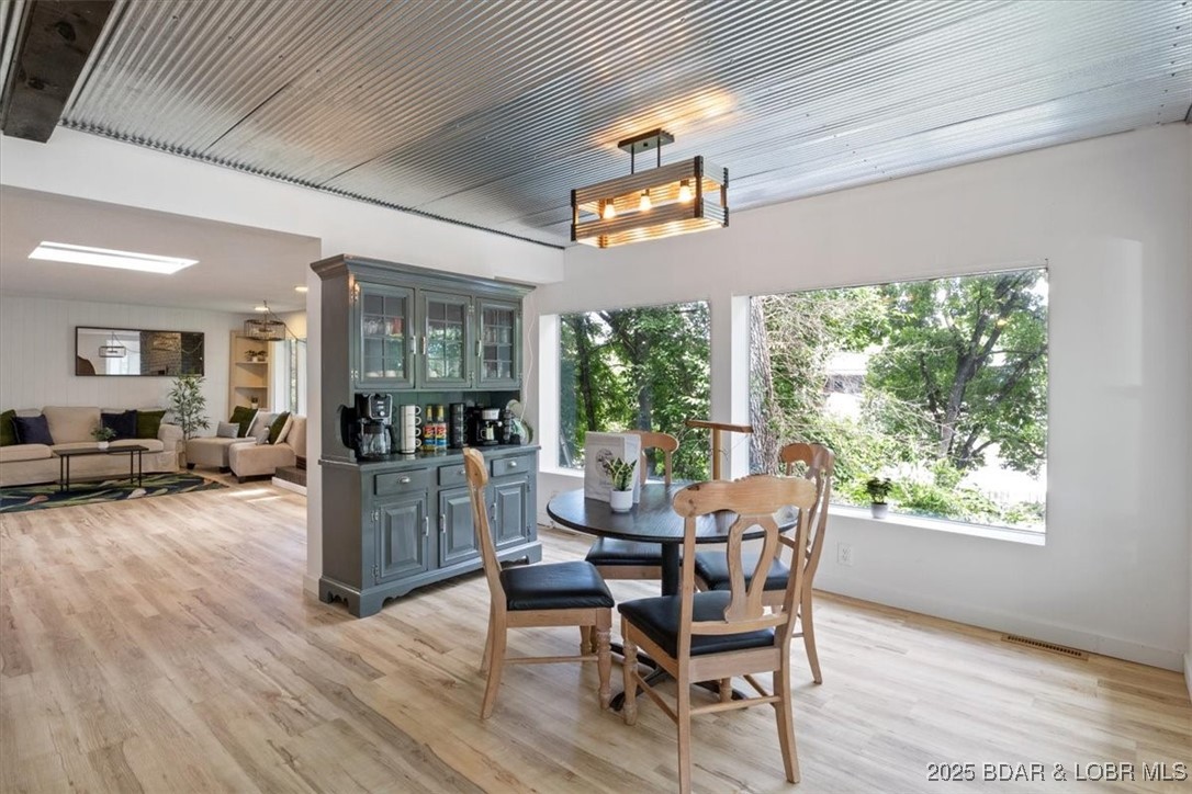 84 Arrowhead Beach Road