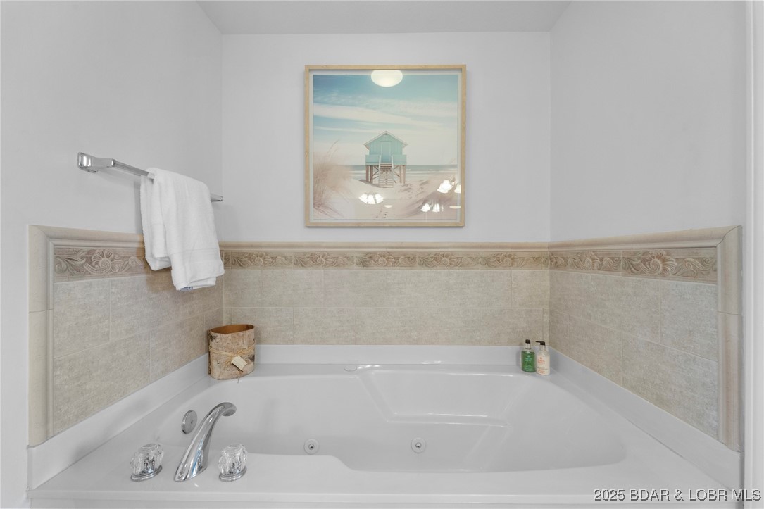310 Palisades Condo Dr.es Drive 4A