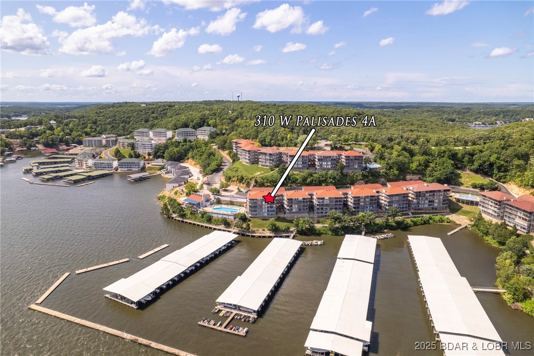 310 Palisades Condo Dr.es Drive 4A