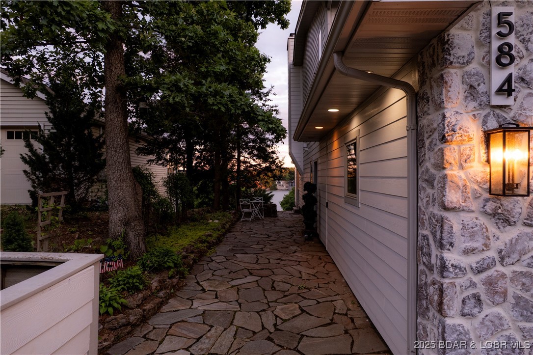 584 Black Hawk Drive