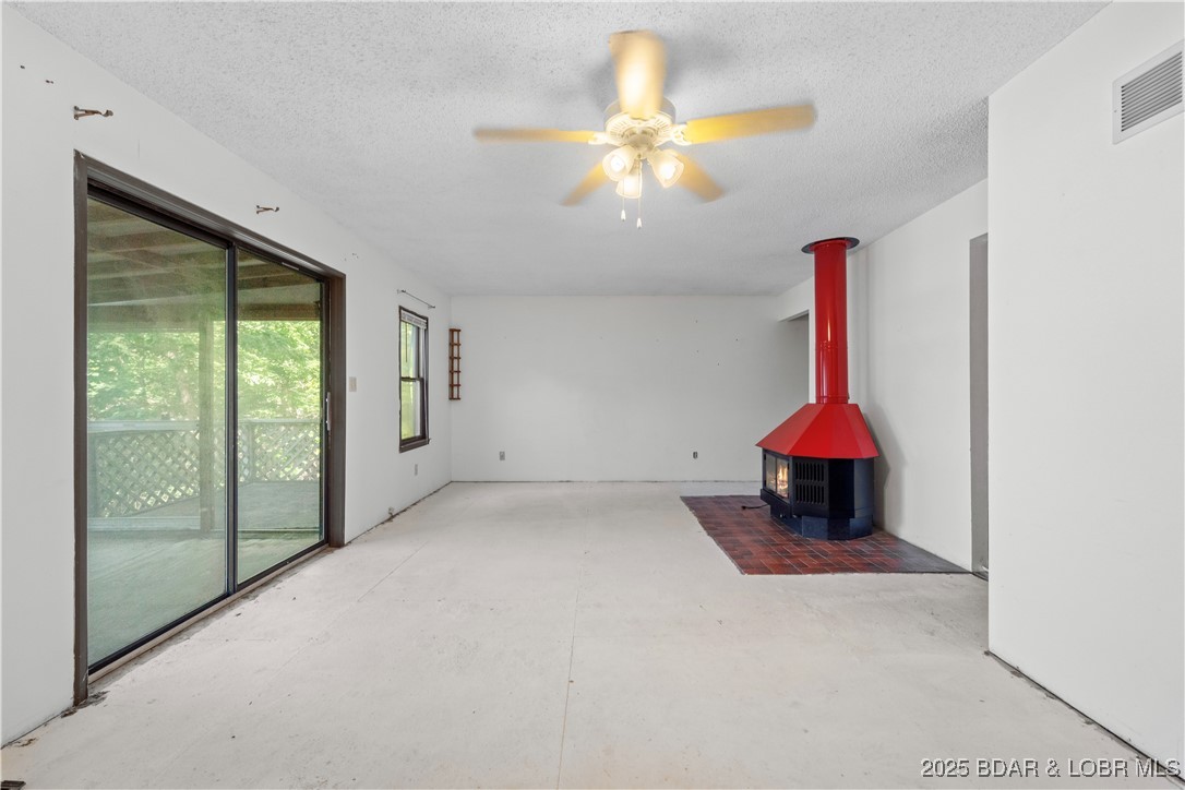 15266 Lonestar Road
