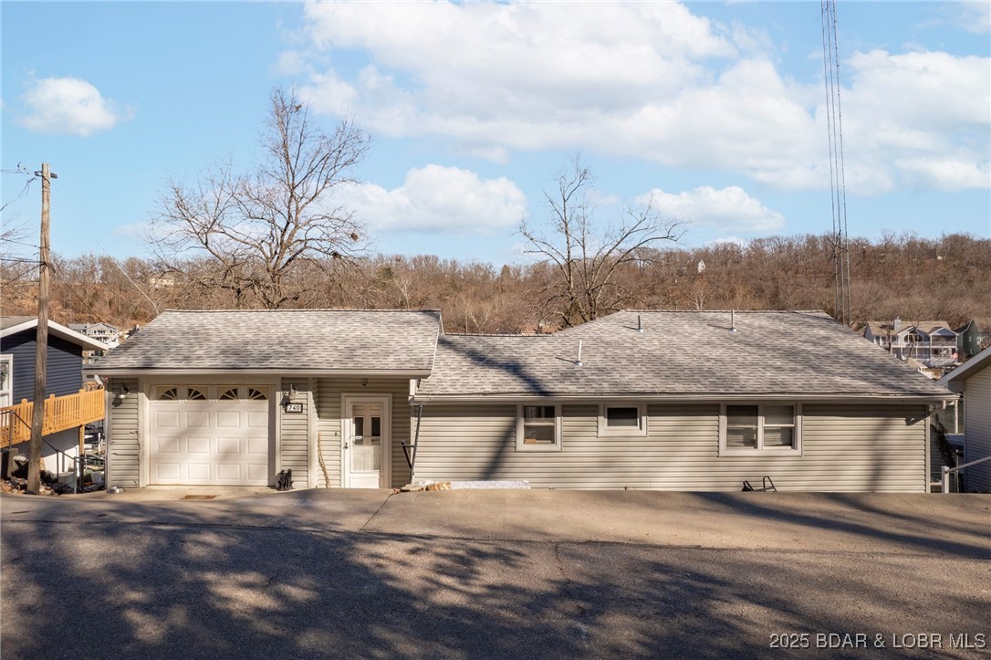 740 Twin Valley Loop