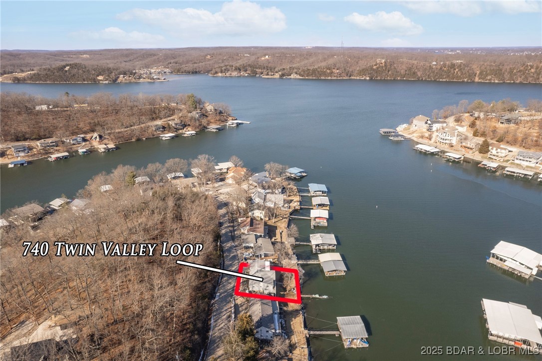 740 Twin Valley Loop