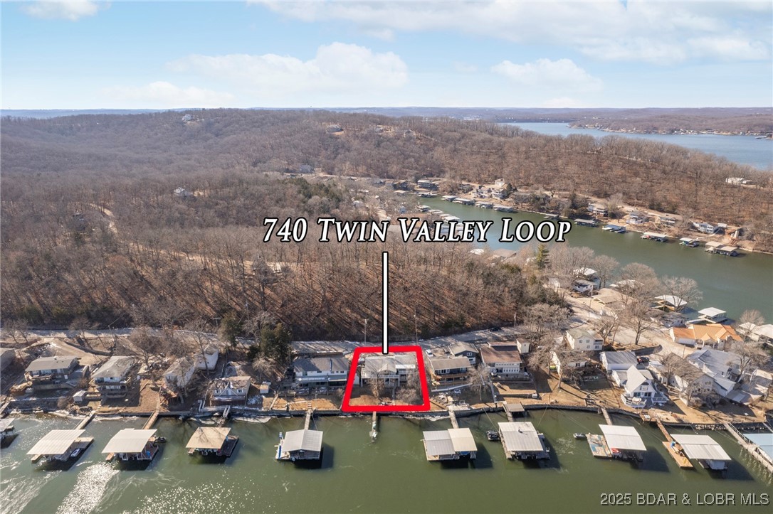 740 Twin Valley Loop