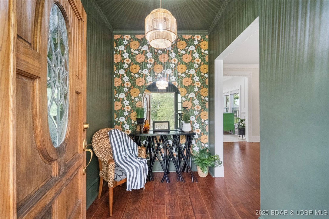 405 N. Grand Avenue