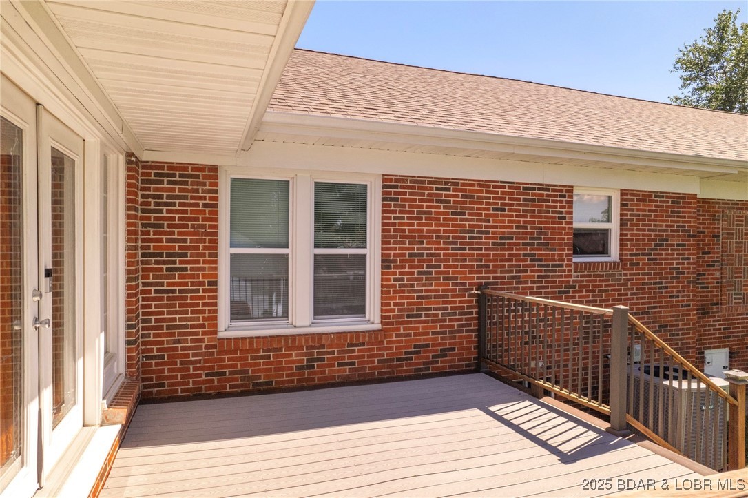 405 N. Grand Avenue