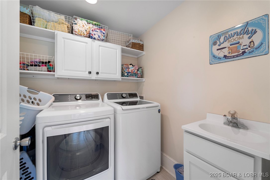 405 N. Grand Avenue