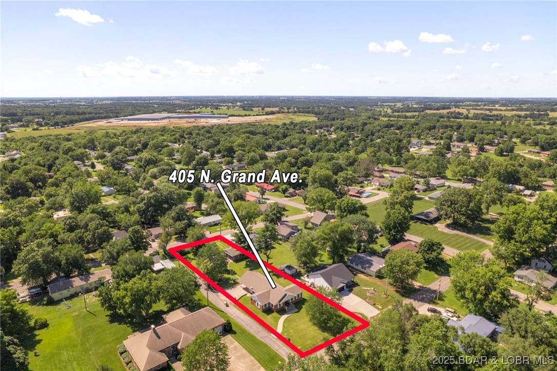 405 N. Grand Avenue