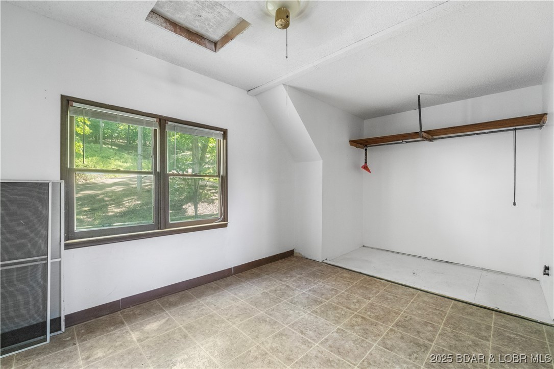 15617 Santa Fe Trail