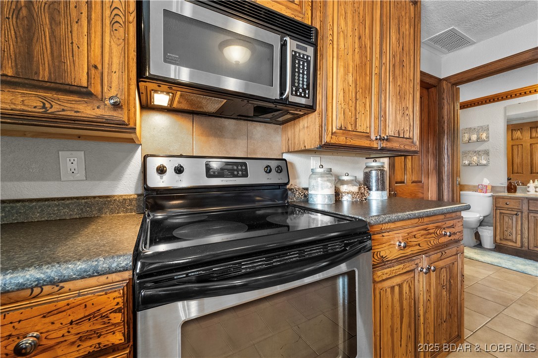 261 Shell Bay Circle