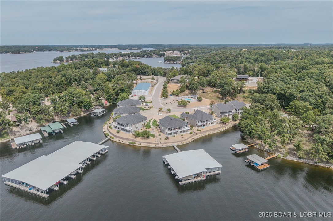 422 Outer Drive