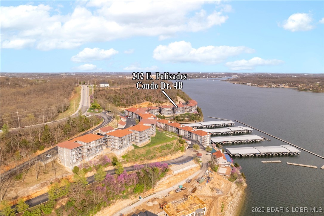 202E Palisades Condo Drive 4B