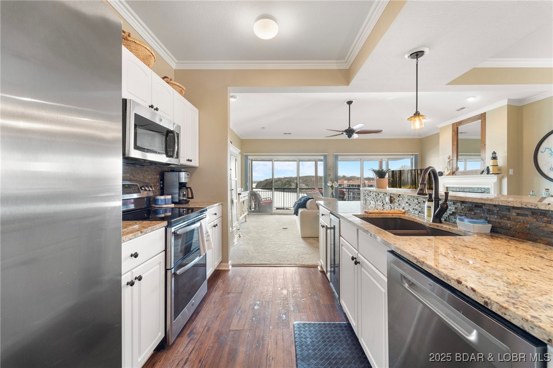 202E Palisades Condo Drive 4B