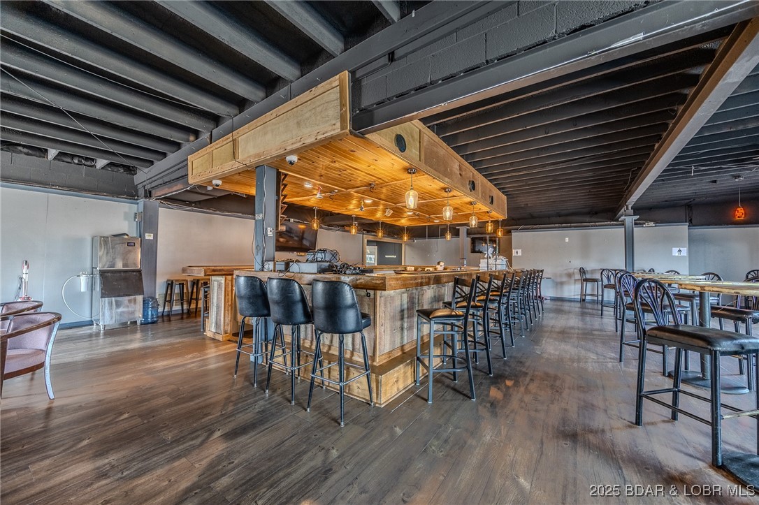 5180 Parkway