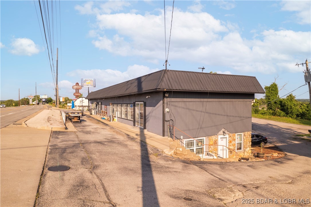 5180 Parkway