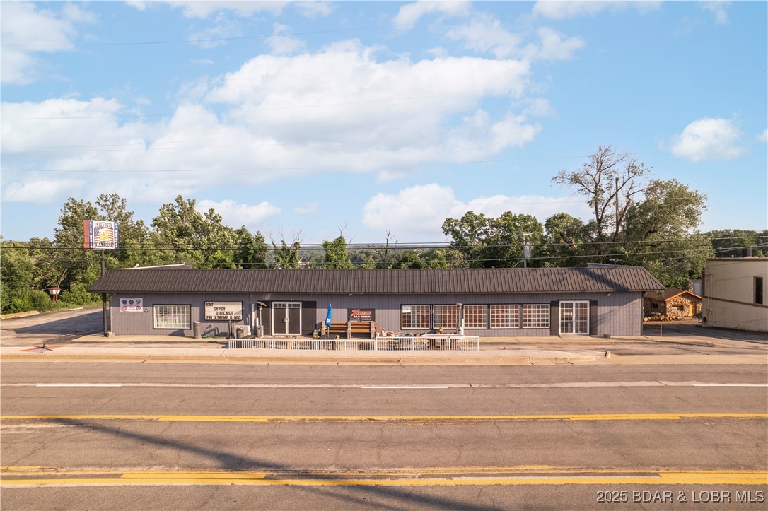 5180 Parkway