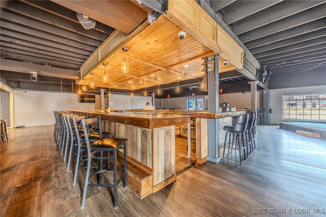5180 Parkway