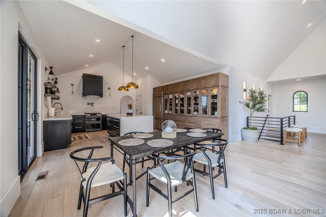 903 Dogwood Road