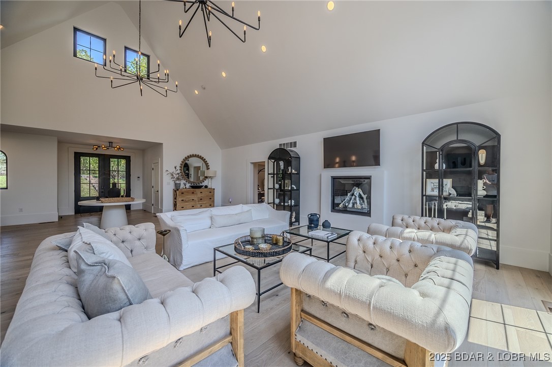 903 Dogwood Road