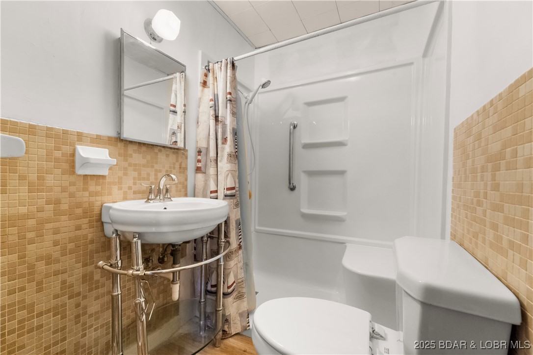 424 W 7th Street
