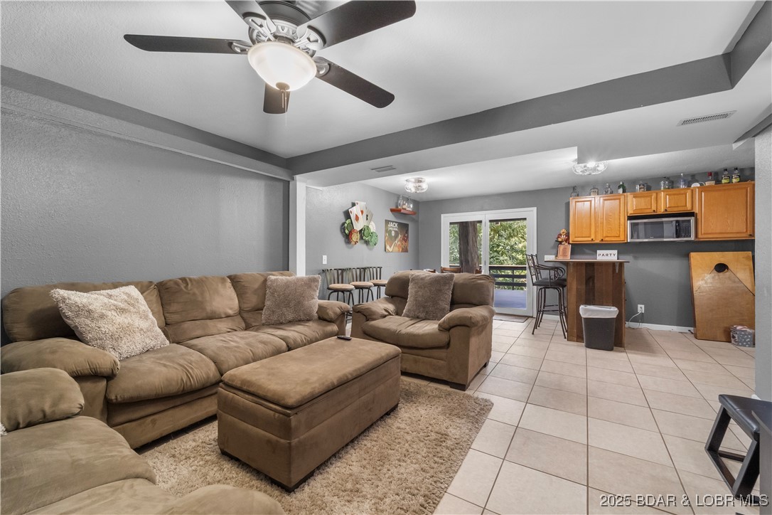 1279 Greenwood Circle