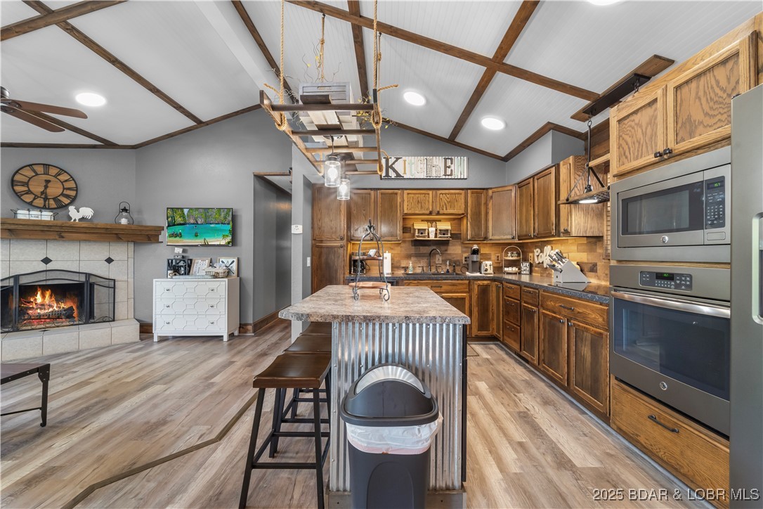 1279 Greenwood Circle