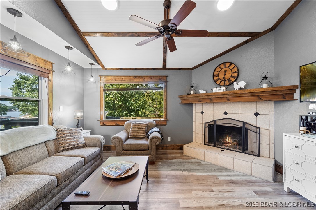 1279 Greenwood Circle