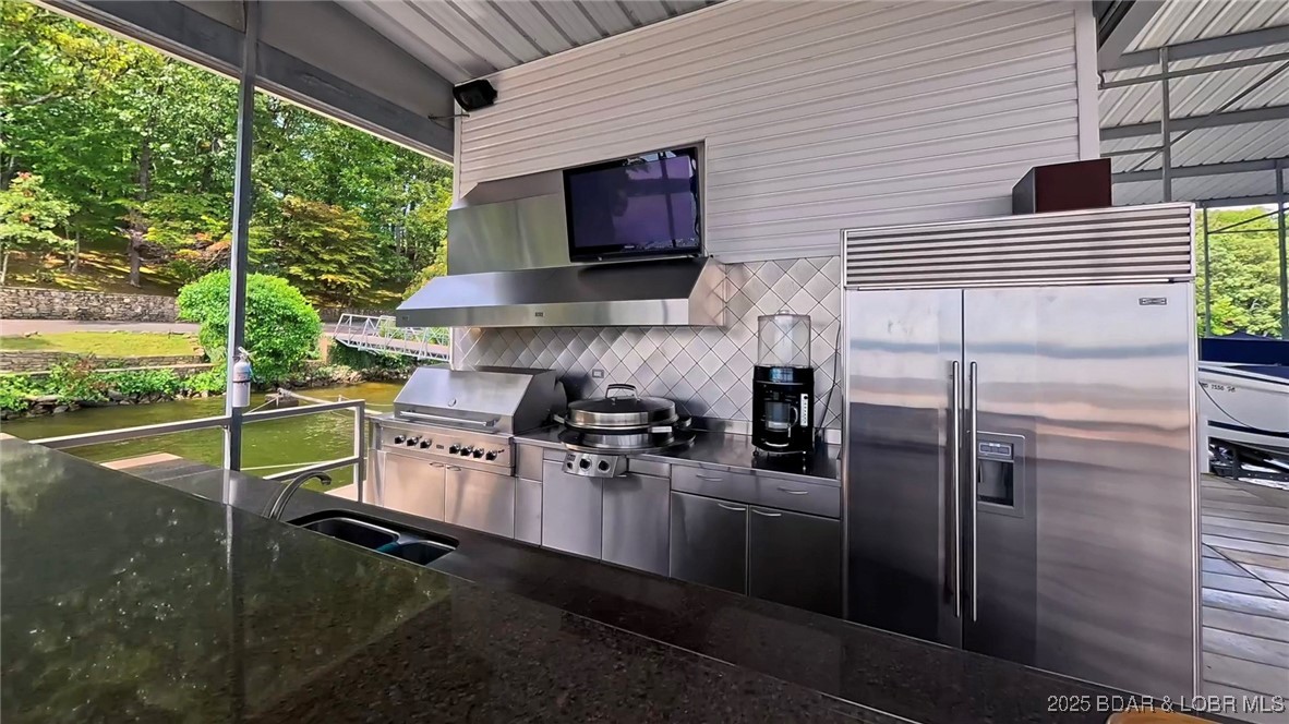 285, 326, 344, 360, & 394 TreeWood Drive